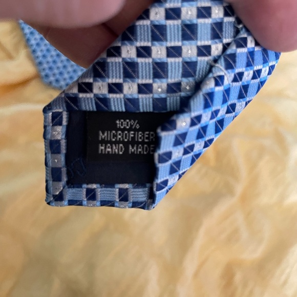 Mario Lorenzo Blue and silver tie Men’s like new! - Picture 3 of 3